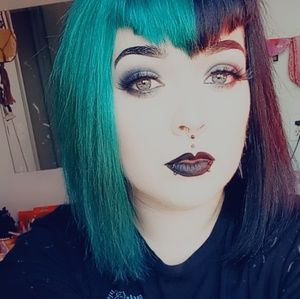 Meet your Posher, Mandy